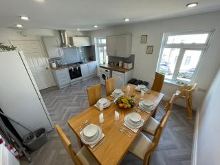 Spacious Apartment in Cleethorpes Beachfront Area sleeps up-to 6 - Cleethorpes - 6