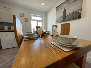 Spacious Apartment in Cleethorpes Beachfront Area sleeps up-to 6 - Cleethorpes - 5