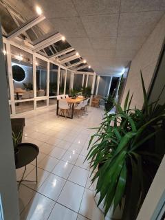 Paradiso Pool Spa Apartment - Waldkraiburg - 9