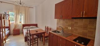 Aparthotel Fitimi - Borsh - 8