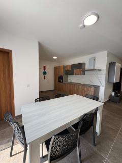 Spacious Stay new 2 Bed and Balcony - Taʼ Penza - 9