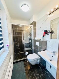 Villa many separate rooms with Free Parking Praha 4 libuš - Prag - 5