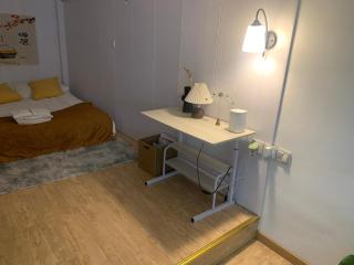 Shanghai Garden Historical loft Apartment with courtyard and citywalk- Near Downtown Wukang Road - Shanghai - 8