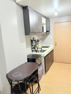 Mplace condominium by Jackie 1505D - Manila - 1