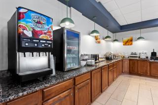 Comfort Inn & Suites Kenosha-Pleasant Prairie - Kenosha - 3