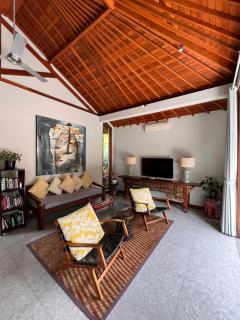 Badra House Frangipani - 3