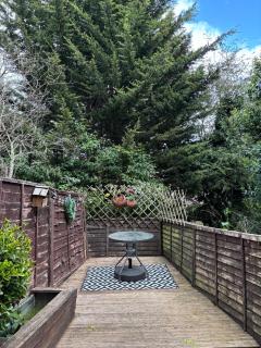Stylish Four-Bed Haven Near Greenwich - Plumstead - 1