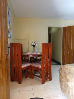 Au Village Home - Nairobi - 6
