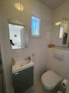 4 Bed-Sleeps 8-Private Pool-HotTub-AirCon - La Garonnette-Plage - 6