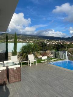 Timeless Escape Villa Calheta - 8