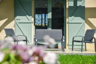 Maison familiale au vert avec piscine et pétanque - 1