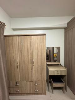 M&M Condostay at Shore 2 Residences Tower 2 - 4