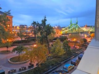 M&M Apartment-Fővám tér - 3