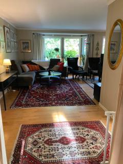 Scenic cottage near lake - Alingsås - 3