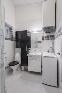 Charming 2-Bedroom Cabin with Ocean View in Båstad - Båstad - 9