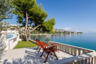 Seafront Villa - with heated swimming pool - Trogir - 7