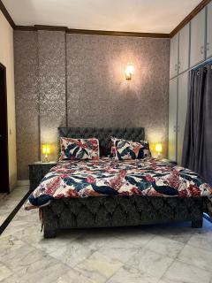 Block L apartment - Lahore - 8
