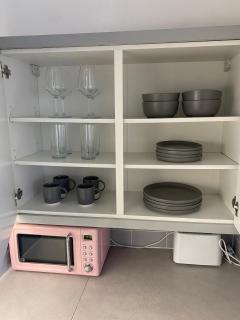 LT 2- 1 Bed Duplex Apartment - Free street parking - 1