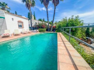 Cd-1383 Three Bedroom Villa With Pool - 9