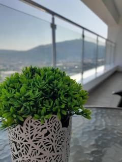 Skyline View Apartment - 35th Floor, Cevahir Tower Skopje - 8
