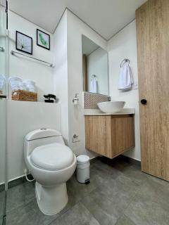 Apartaestudio con balcón en zona top - 4