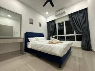 KL City 3BR 3Bath Condo , Razak city ,TV box & Pool - Kuala Lumpur - 2