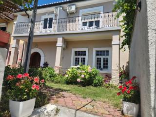 Garden Villa Guni - Krujë - 6
