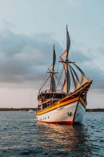 Open Trip Behike Luxury Phinisi - 3D2N Komodo National Park - Mantaak - 0