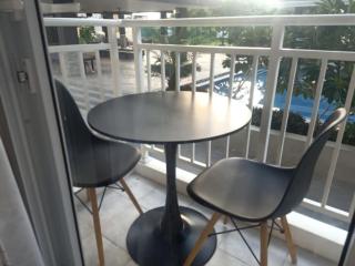 Luxury Budget one Bedroom with living room and Kitchen Rest and fly at Amani Grand Resort - Pusok - 9