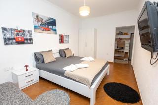 LuxuryHome Ulcinj 1 - Ulcinj - 3