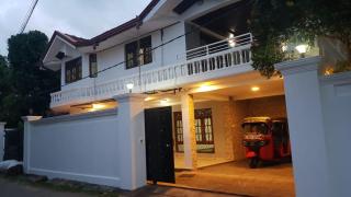 Airport Transit B&B - Katunayake - 0