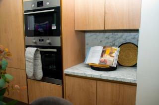 Sleeps 14 The Old Trafford Family Zen by Genesis Living - Manchester - 3