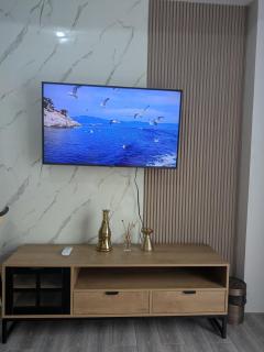 Cebu Airport budget Luxury living Rest& Fly at Amani Grand Resort - Pusok - 9
