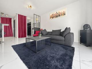Studio BAROK proche autoroute, plages et attractions, Wifi - TV, calme - Bessan - 0