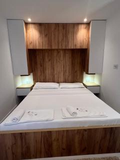 Apartments Hillside - 7