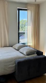 Spacious urban apartment with terrace - Prague - 4