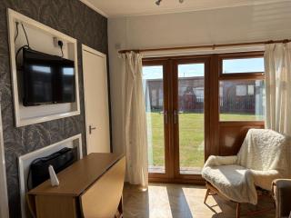 g11 chalet - Mablethorpe - 6