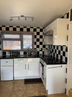 g11 chalet - Mablethorpe - 2