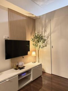 Entire Room in Makati Center with FAST WIFI - Manila - 8