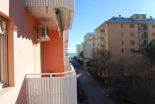 One-bedroom flat with balcony and AC - 9