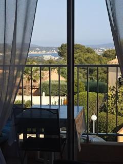 Bandol - " LES CIGALES BANDOLAISES " - Piscine - Terrasse vue mer - Parking privé - Climatisation - Proximité calanques - Calme - Bandol - 7