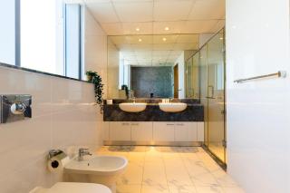 Luxury 4BHK in Business Bay w Burj Khalifa View Noora 4203 - 1
