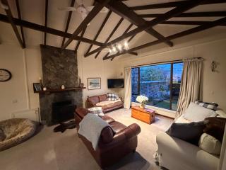 Private home, downtown Wanaka - Wanaka - 6