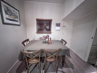 Private home, downtown Wanaka - Wanaka - 1