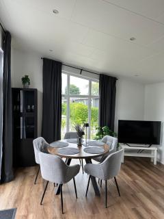 In Seenähe - Modernes Chalet im Ferienpark De Veerstal - familienfreundlich! - Lathum - 7