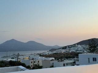 Athena's cozy apartment with a roof top - Adamas - 0
