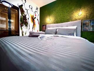 Macedonia Square Suite 22 - Pedestrian Street - Skopje - 5