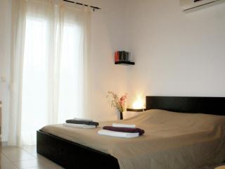 Pretty Holiday Home in Grays - Loutra - 9
