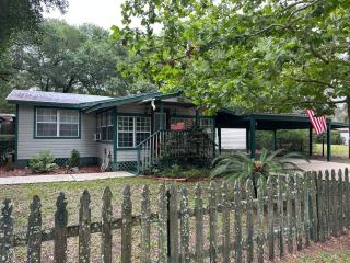 Beary Comfortable Cottage - - 0