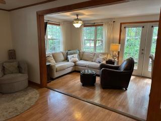 Beary Comfortable Cottage - - 4